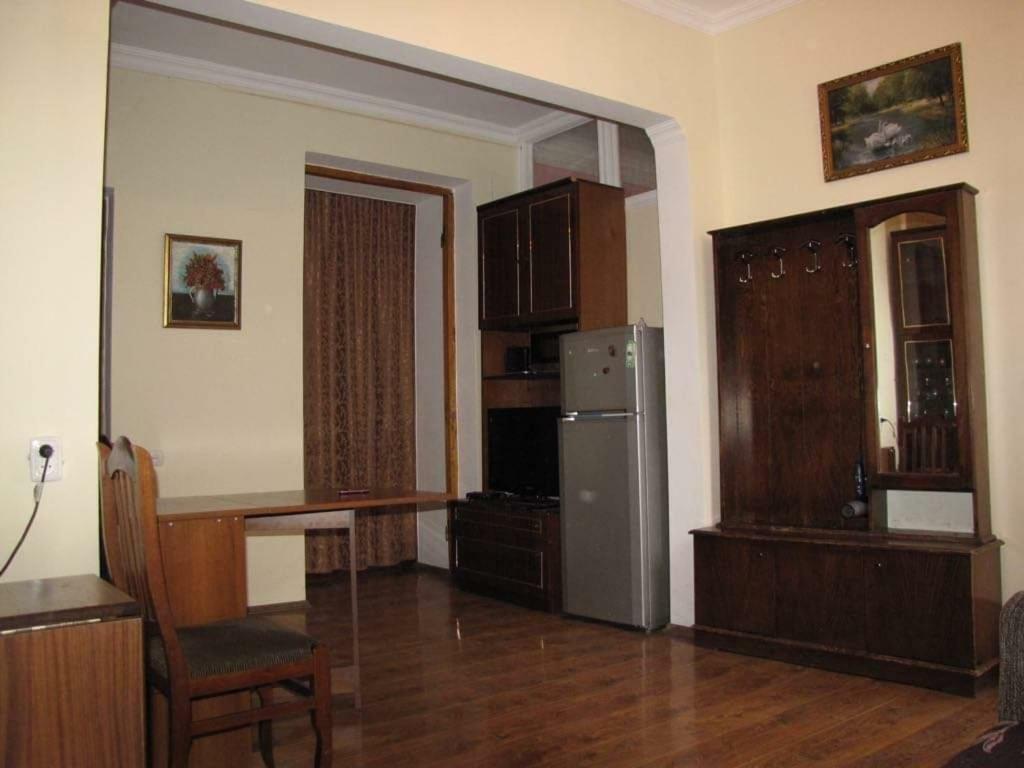 Aparthotel Agmashenebeli95 à Tbilissi Extérieur photo