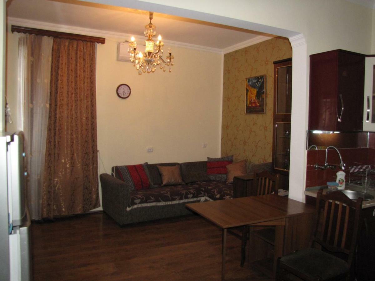 Aparthotel Agmashenebeli95 à Tbilissi Extérieur photo