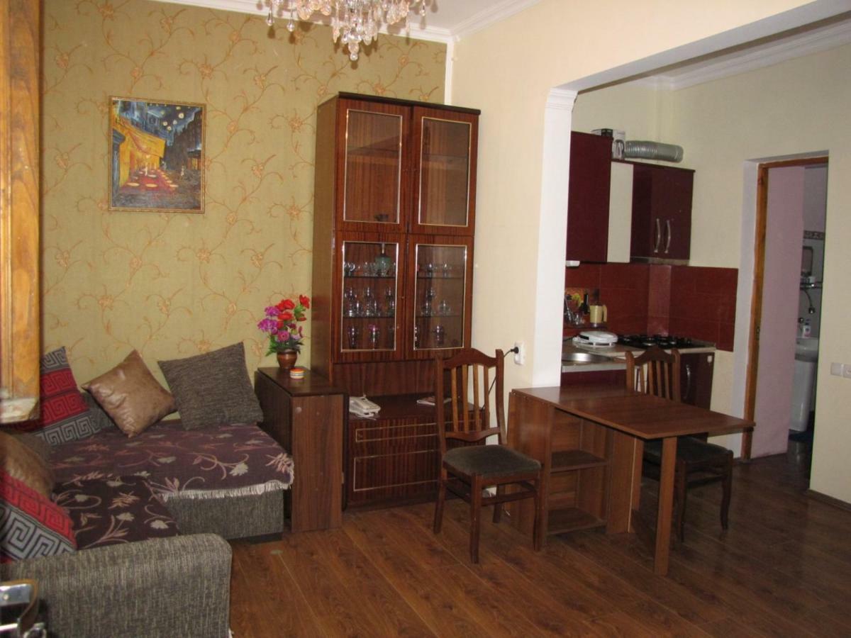 Aparthotel Agmashenebeli95 à Tbilissi Extérieur photo